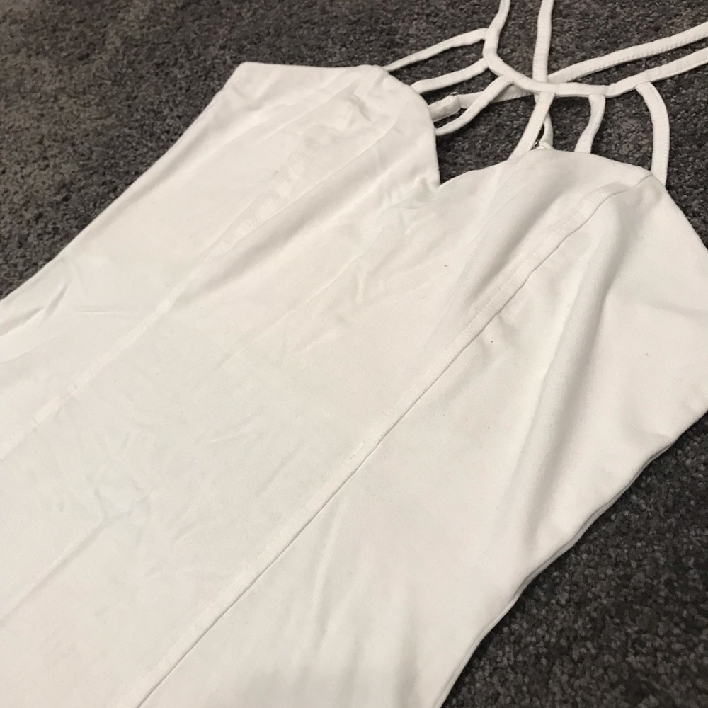 Fitted Tank Top - Picture 2 of 2